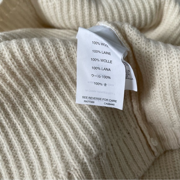 Crewcuts (J crew) soft wool sweater with appliqués - Picture 5 of 5